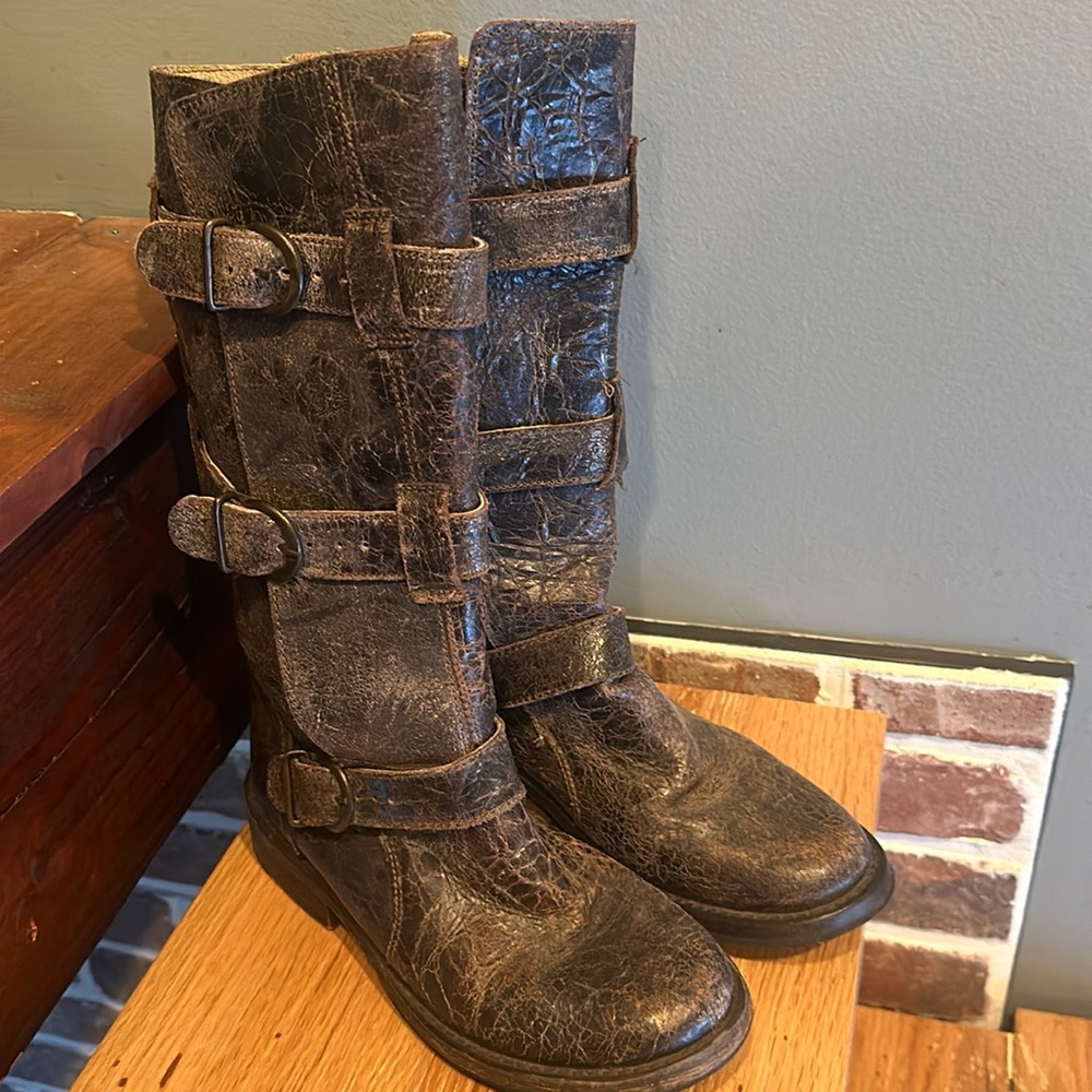 Steve Madden Moto boots; brown, women’s size 6